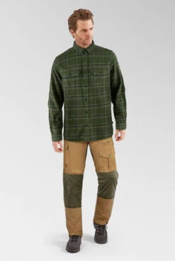 Fjallraven Mens Övik Heavy Flannel Shirt -North Trail Outfitters a1844335 5455 q