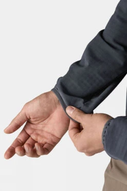 Patagonia Mens R1 Techface Jacket -North Trail Outfitters b12ad90232 4242 s