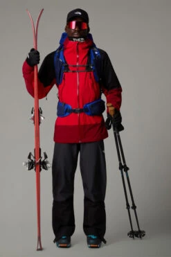 The North Face Mens Signal 2.5L DryVent Jacket -North Trail Outfitters b12ae90450 3031 f