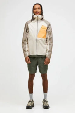 Peak Performance Mens Trail 3L Hipe Jacket 16 Peak Performance Mens Trail 3L Hipe Jacket -North Trail Outfitters b12ae90554 5416 g