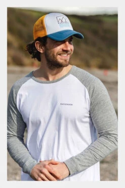 Passenger Mens Foster Long Sleeve T-Shirt 16 Passenger Mens Foster Long Sleeve T-Shirt -North Trail Outfitters b12bab0110 7272 b