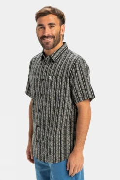 Quiksilver Mens Street Way Short Sleeve Shirt -North Trail Outfitters b12bcc0185 7087 e