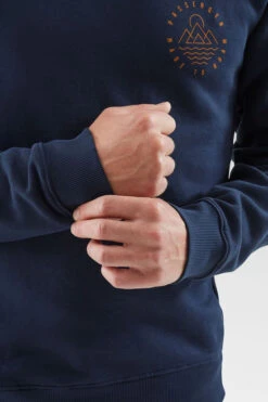 Mens Escapism Sweatshirt -North Trail Outfitters b12bea0100 4444 v