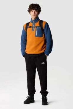 The North Face Mens Yumiori Quarter Zip Fleece -North Trail Outfitters b12bee0089 2741 f