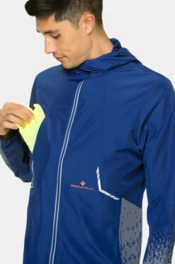RONHILL Mens Tech Reflect Jacket 18 RONHILL Mens Tech Reflect Jacket -North Trail Outfitters c12ad90077 4089 g